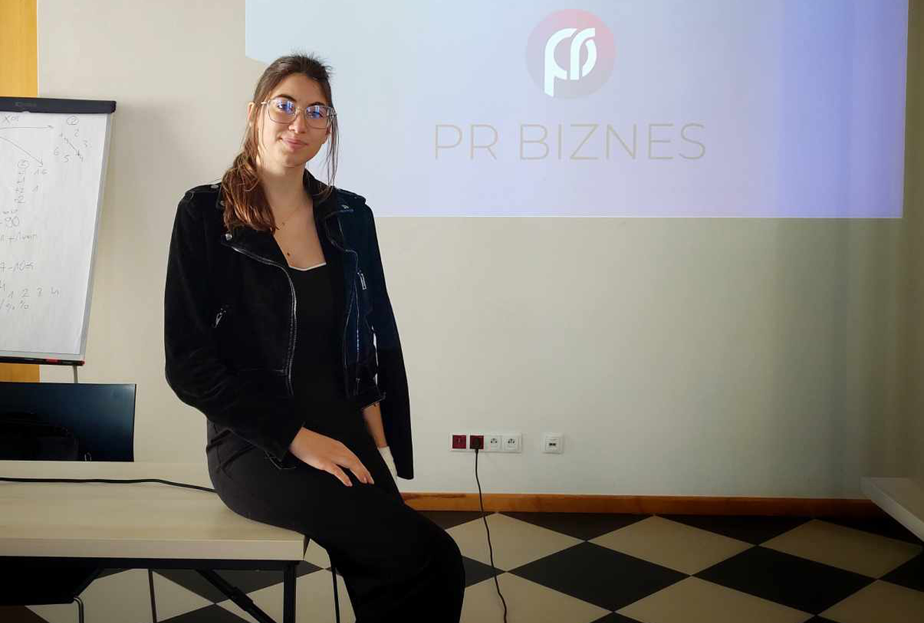 Kluczowe aspekty reklamy - Valentina Macierzewska